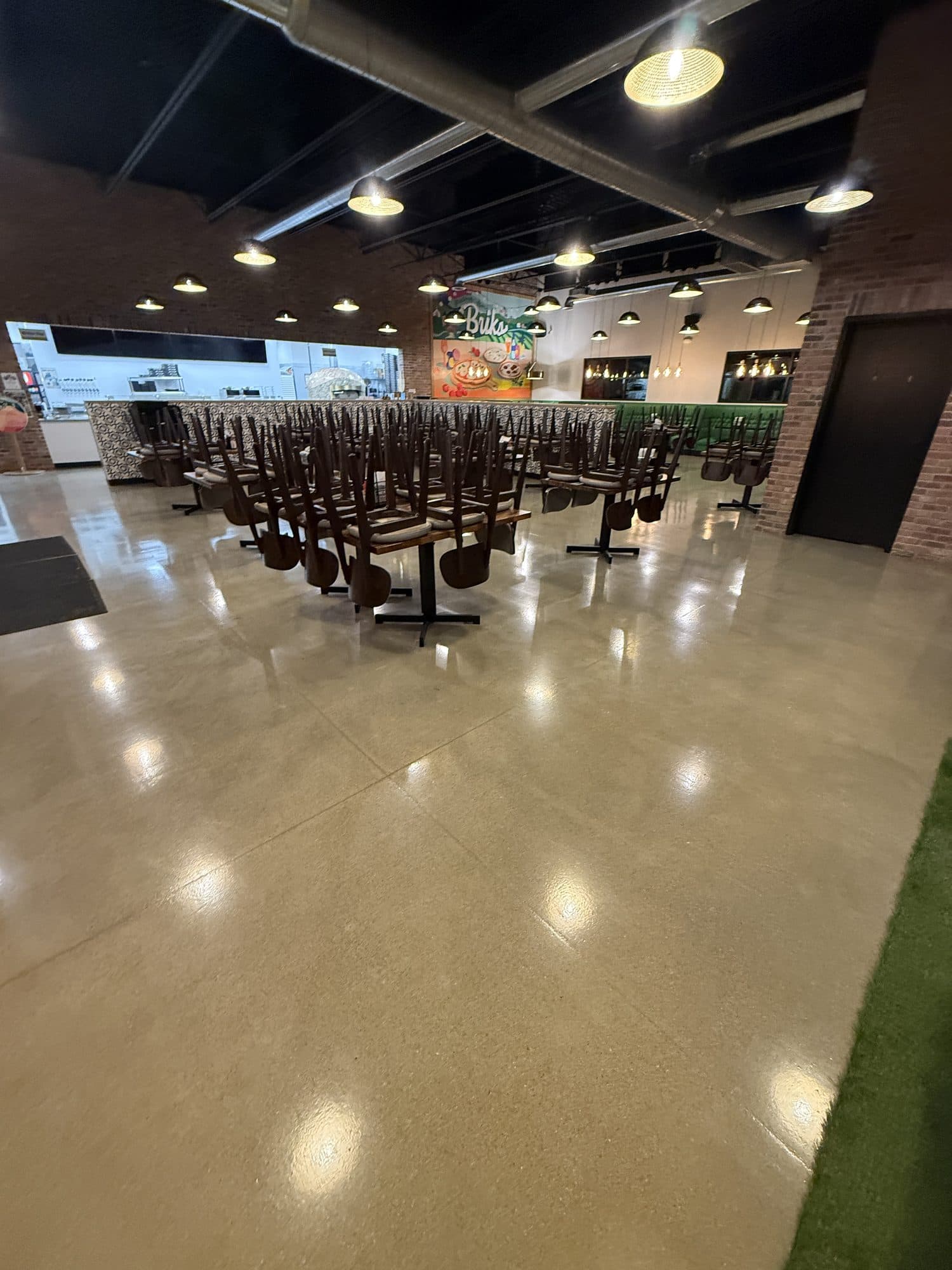 Briks Pizzeria Restaurant Floor